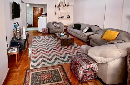 شقة - 2 غرف نوم - 1 حمام للبيع في شارع رشدي - رشدي - حي شرق - الاسكندرية