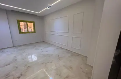 شقة - 3 غرف نوم - 2 حمامات للبيع في شارع جاردينيا مول - التجمع الاول - مدينة القاهرة الجديدة - القاهرة
