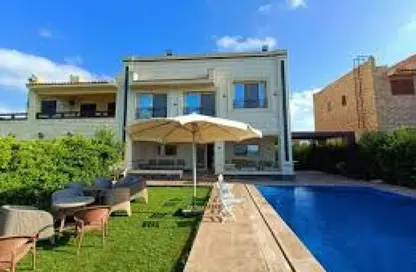 Townhouse - 3 Bedrooms - 4 Bathrooms for sale in Hood 8 Side St. - Green Belt - 6 October City - Giza