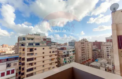 شقة - 2 غرف نوم - 1 حمام للايجار في ميامي - حي اول المنتزة - الاسكندرية