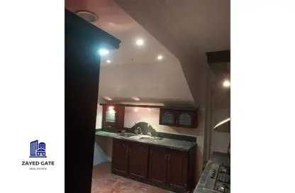 دوبلكس - 4 غرف نوم - 3 حمامات للايجار في الحي السابع - الشيخ زايد - الجيزة