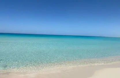 شاليه - 2 غرف نوم - 2 حمامات للبيع في بيت البحر - سيدي حنيش - الساحل الشمالي