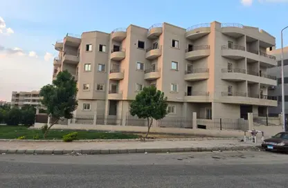 Apartment - 3 Bedrooms - 2 Bathrooms for sale in 1st Neighborhood - 1st Area - Shorouk City - Cairo