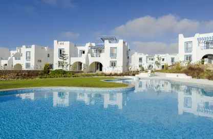Chalet - 2 Bedrooms - 2 Bathrooms for sale in Mountain View - Ras Al Hekma - North Coast