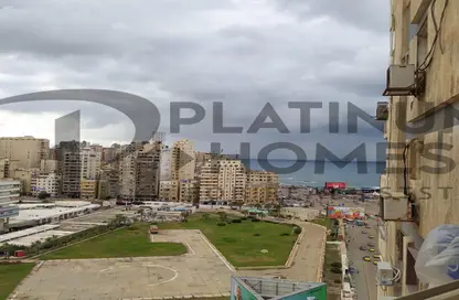 Apartment - 2 Bedrooms - 1 Bathroom for rent in Al Mosheer Ahmed Ismail St. - Mustafa Kamel - Hay Sharq - Alexandria