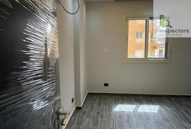 8406946 - Property Image 2