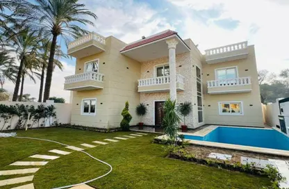 Villa - 3 Bedrooms - 4 Bathrooms for sale in Lake West - Sheikh Zayed Compounds - Sheikh Zayed City - Giza