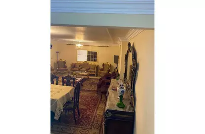 Apartment - 3 Bedrooms - 1 Bathroom for sale in Gate 4 - Mena - Hadayek El Ahram - Giza