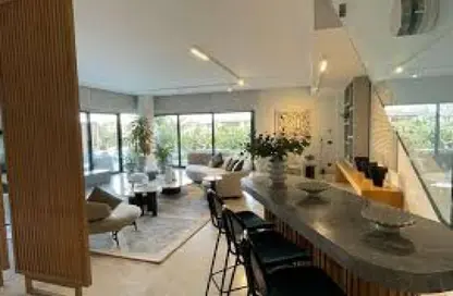 Villa - 4 Bedrooms - 4 Bathrooms for sale in Kayan - Sheikh Zayed Compounds - Sheikh Zayed City - Giza