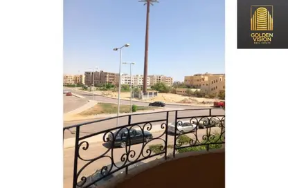 شقة - 3 غرف نوم - 2 حمامات للبيع في المجاورة الاولي - المنطقة الاولي - مدينة الشروق - القاهرة