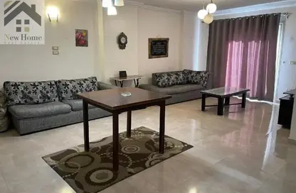 Apartment - 2 Bedrooms - 2 Bathrooms for sale in 10th Sector - Zahraa El Maadi - Hay El Maadi - Cairo