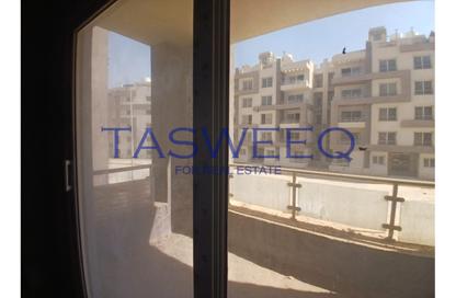 Apartment - 3 Bedrooms - 3 Bathrooms for sale in Cairo University Road - Giza District - Ganoub El Giza - Giza