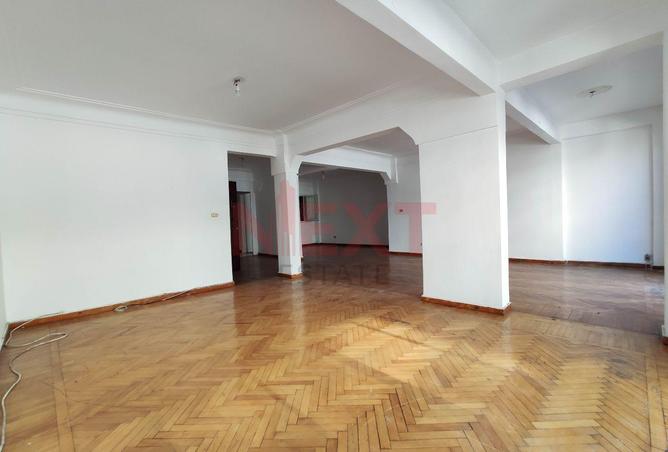 8122896 - Property Image 3