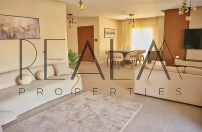 Apartment - 2 Bedrooms - 1 Bathroom for sale in New Giza - Cairo Alexandria Desert Road - 6 October City - Giza