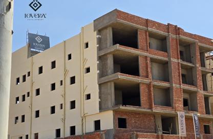Apartment - 3 Bedrooms - 2 Bathrooms for sale in Bait Alwatan - The 5th Settlement - New Cairo City - Cairo