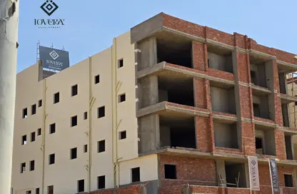 Apartment - 3 Bedrooms - 2 Bathrooms for sale in Bait Alwatan - The 5th Settlement - New Cairo City - Cairo