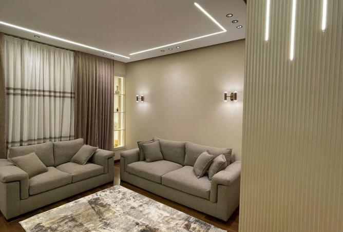 8330013 - Property Main Image