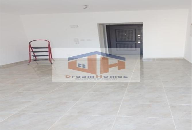 8390990 - Property Image 2