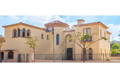 Villa - 4 Bedrooms - 4 Bathrooms for sale in Uptown Cairo - Mokattam - Cairo