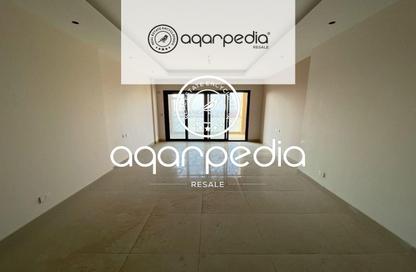 Apartment - 3 Bedrooms - 2 Bathrooms for sale in The Address East - 90 Street - The 5th Settlement - New Cairo City - Cairo