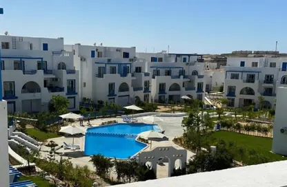 Penthouse - 3 Bedrooms - 2 Bathrooms for rent in Mountain View - Ras Al Hekma - North Coast