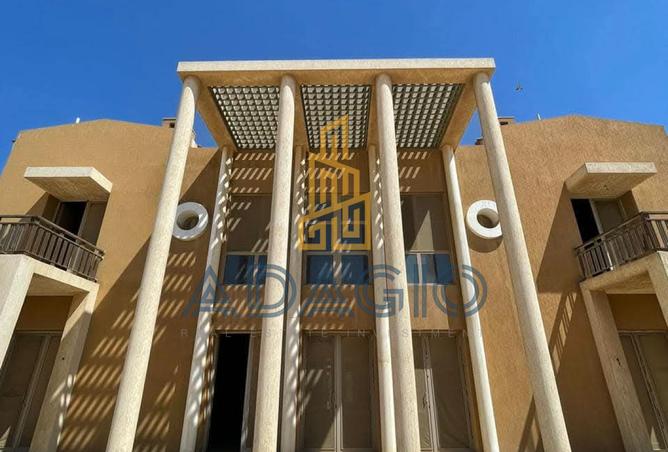 8521485 - Property Image 2