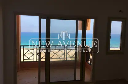 Chalet - 2 Bedrooms - 2 Bathrooms for sale in Emirates Heights - Qesm Ad Dabaah - North Coast