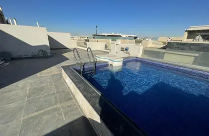 (بنتهاوس  (روف - 2 غرف نوم - 2 حمامات للايجار في جاليريا  مون فالى - المستثمرين الجنوبية - مدينة القاهرة الجديدة - القاهرة
