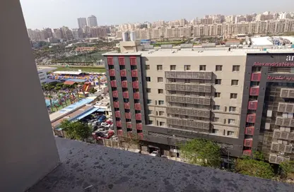 Apartment - 3 Bedrooms - 3 Bathrooms for sale in Smouha Square - Smouha - Hay Sharq - Alexandria