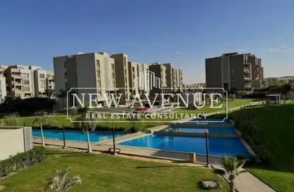 Apartment - 2 Bedrooms - 2 Bathrooms for sale in Palm Hills Village Gate - South Investors Area - New Cairo City - Cairo