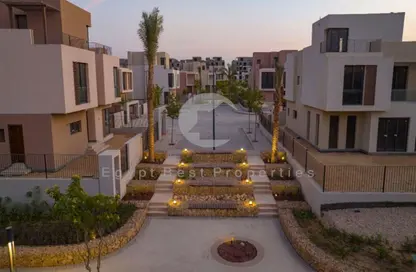 Townhouse - 3 Bedrooms - 5 Bathrooms for sale in Sodic East - 6th District - New Heliopolis - Cairo