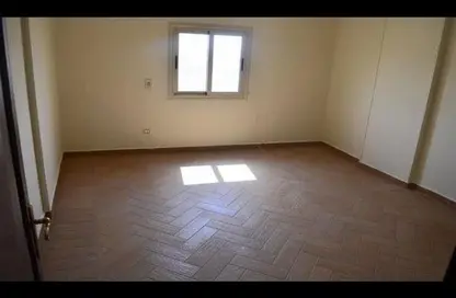 شقة - 4 غرف نوم - 3 حمامات للايجار في بيفرلي هيلز - كمبوندات الشيخ زايد - الشيخ زايد - الجيزة