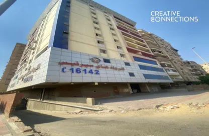 Apartment - 3 Bedrooms - 3 Bathrooms for sale in Nasr City - Cairo