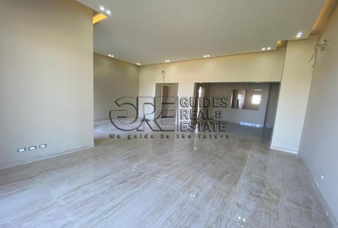 8011774 - Property Image 2