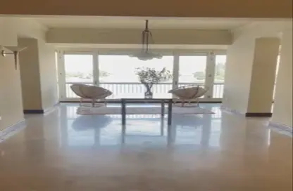 شقة - 3 غرف نوم - 3 حمامات للايجار في شارع النيل - الدقي - الجيزة