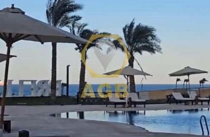 شاليه - 2 غرف نوم - 1 حمام للبيع في ذا جروف - العين السخنة - السويس