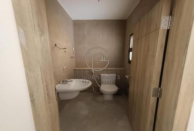 8562155 - Property Image 2