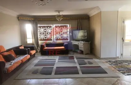 Apartment - 3 Bedrooms - 2 Bathrooms for sale in Abbas Zazoa St. - 7th District - Nasr City - Cairo