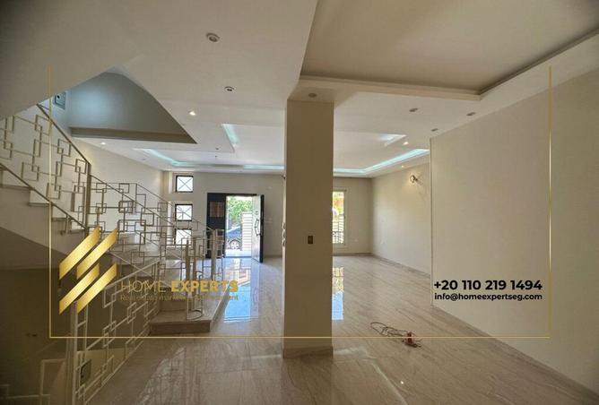 8068763 - Property Image 2