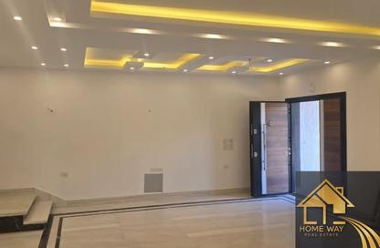Townhouse - 3 Bedrooms - 4 Bathrooms for rent in Madinaty - Cairo