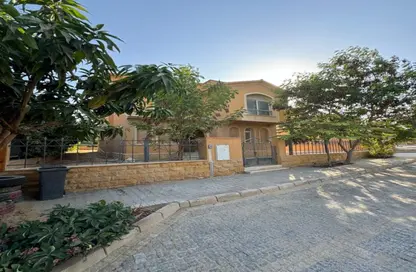 Villa - 4 Bedrooms - 4 Bathrooms for sale in Dyar Park - Ext North Inves Area - New Cairo City - Cairo