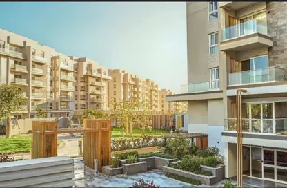 Apartment - 2 Bedrooms - 2 Bathrooms for sale in Mountain View iCity - 5th Settlement Compounds - The 5th Settlement - New Cairo City - Cairo