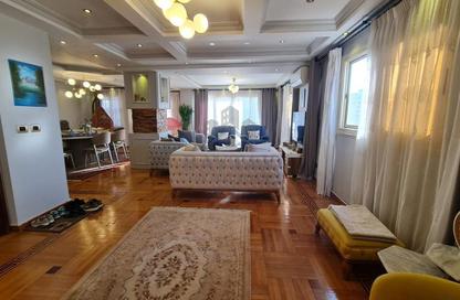 Apartment - 3 Bedrooms - 2 Bathrooms for sale in Gleim Square - Glim - Hay Sharq - Alexandria