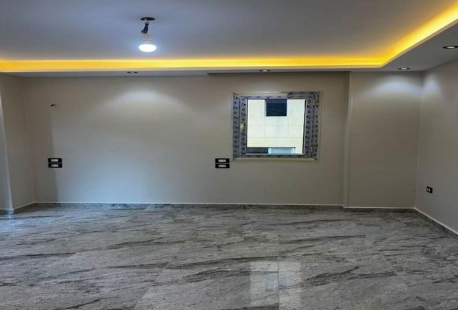 8425043 - Property Image 2