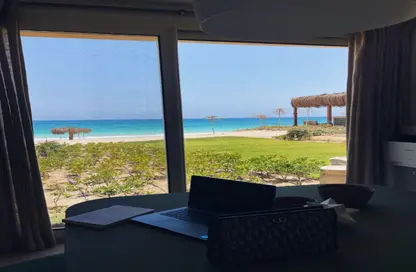 شاليه - 2 غرف نوم - 2 حمامات للبيع في رملة ليك سايد - قسم الضبعة - الساحل الشمالي