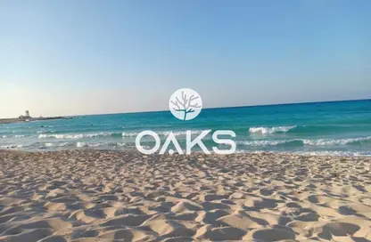 Chalet - 2 Bedrooms - 2 Bathrooms for sale in La Vista Bay - La Vista - Qesm Ad Dabaah - North Coast