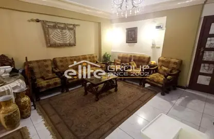 شقة - 3 غرف نوم - 1 حمام للبيع في شارع محمود العيسوي - سيدي بشر - حي اول المنتزة - الاسكندرية