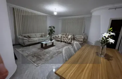 Apartment - 3 Bedrooms - 2 Bathrooms for rent in Al Shaimaa St. - Area F - Ganoob El Acadimia - New Cairo City - Cairo