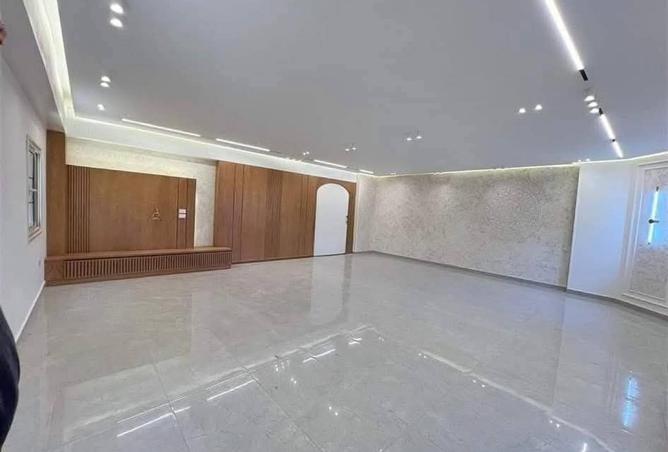 7829048 - Property Main Image