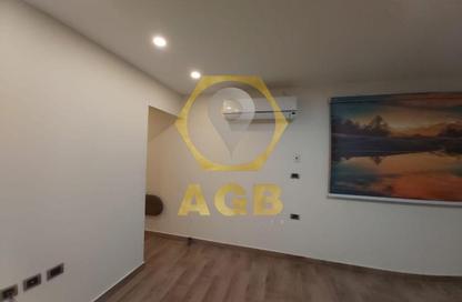 Duplex - 4 Bedrooms - 3 Bathrooms for sale in Abo Gaafar Al Nahas St. - Masaken Al Mohandesin - Nasr City - Cairo